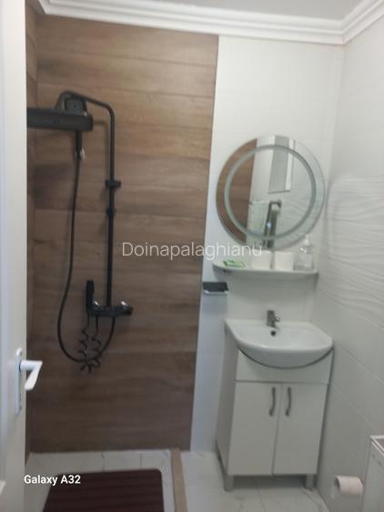 Inchiriez apartament 2 dormitoare bucatarie baie terasa mare loc de parcare mobi Inchiriez apartament 2 dormitoare bucatarie baie terasa mare loc de parcare mobi