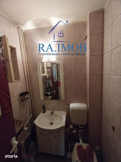 Apartament 3 camere, Blvd Republicii, et 8/10 - 88900 euro negociabil - 3