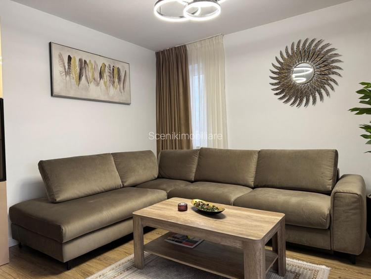 Kasper - Coresi Avantgarden, de inchiriat apart. cu 3 camere, decomandat