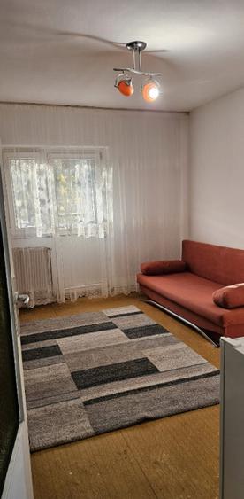 Garsoniera de inchiriat vis-a-vi de LPS - 6