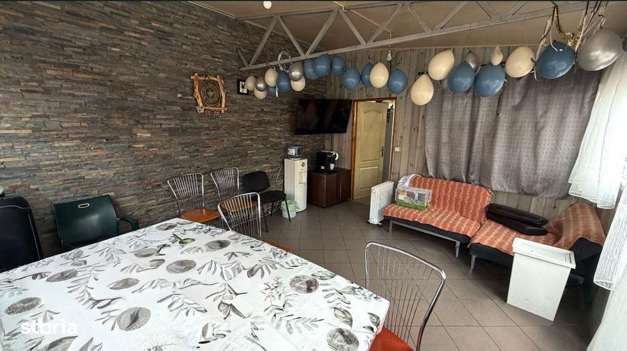 Casa de vanzare Ultracentrala + spatiu comercial ( chirie atractiva) - 6