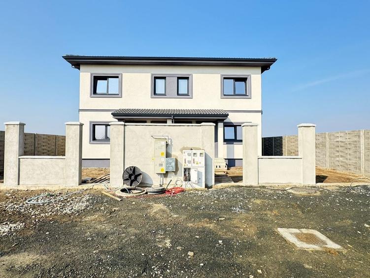 Duplex în Moșnița Nouă | Toate utilitățile | 86 mp utili | 378 mp tere - 2