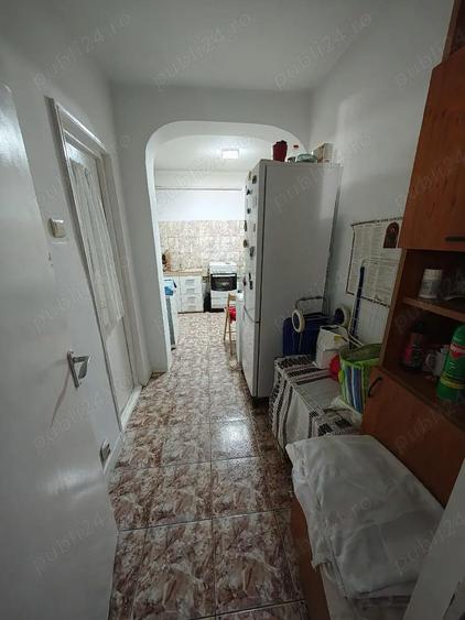 Vand apartament cu 2 camere in Hunedoara, Micro 4, parter . Pret 38000 EUR neg - 4