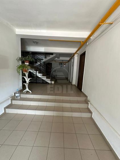 Apartament cu 2 camere semidecomandat în Florești