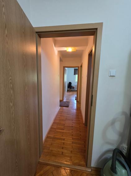 4camere vis a vis de parcul Tabacariei 89mp - 20
