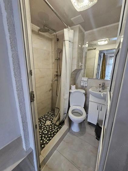 Garsoniera de inchiriat in zona 1 MAI - 2