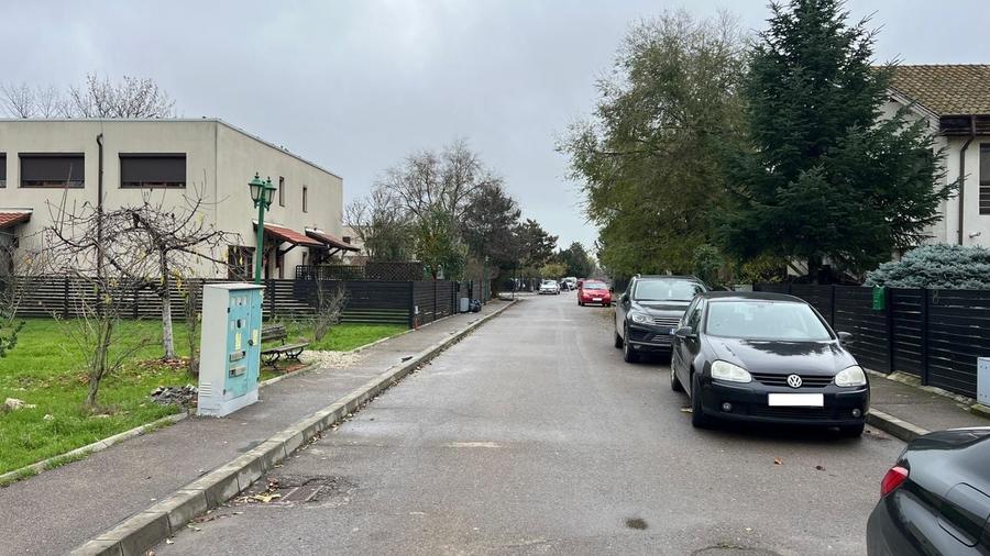 584 mp | Teren liber | Ideal locuinta | Zona pazita - 10