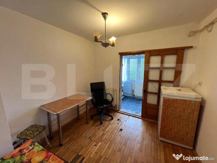 ???? Apartament 2 camere decomandat, 53 mp, zona Piata mare - 1