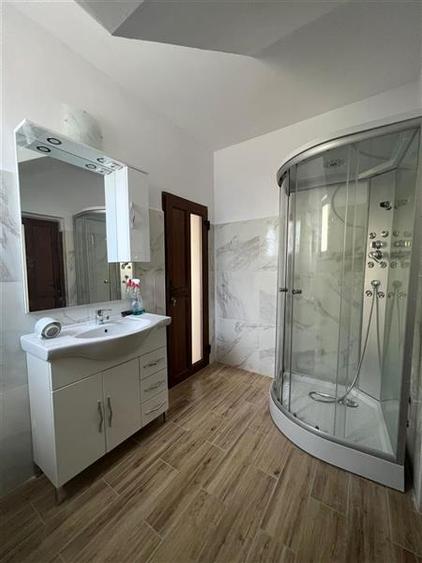 Casa cu 4 camere, 180 mp, situata in cartierul Europa! - 23