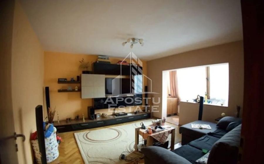 Apartament cu 3 camere si 2 balcoane, etaj intermediar, z... - 2