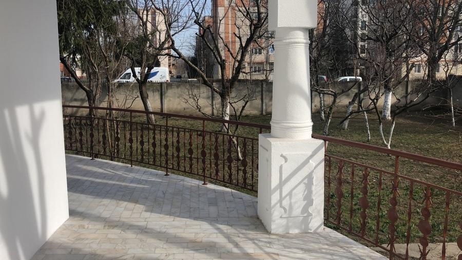 Oferim spre închiriere imobil pentru birouri - 15