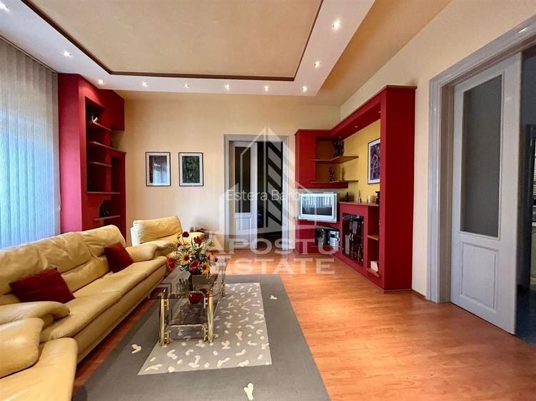 Apartament cu 3 camere semidecomandat, mobilat în Iosefin