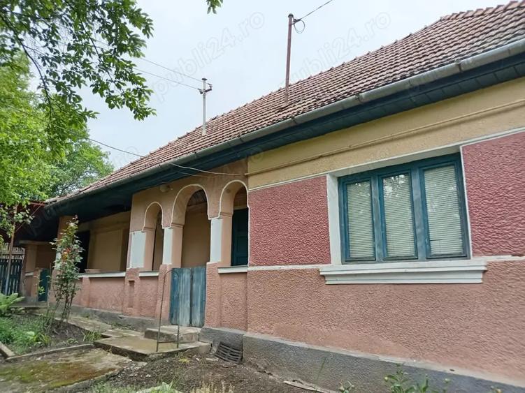Casa de vanzare - 1