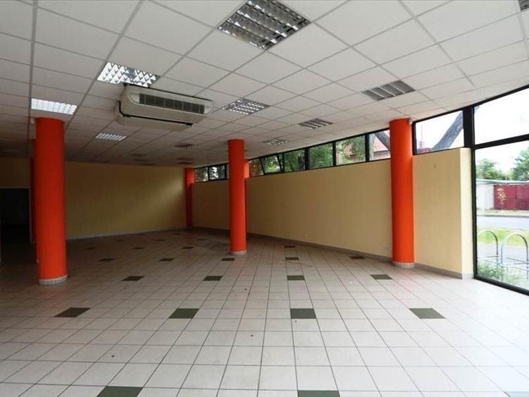 Spațiu comercial, de 208 mp, în Bogdăneștilor