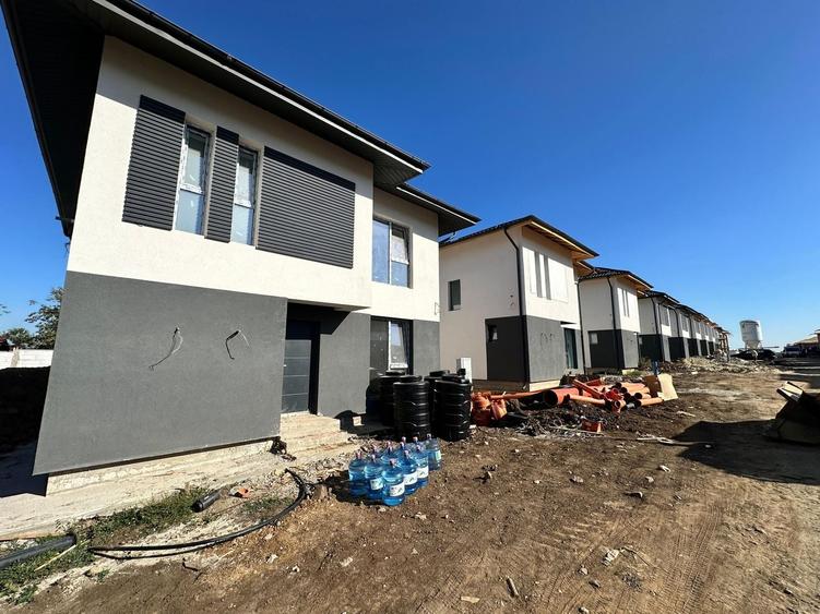 CASA SINGULARA- 5 CAMERE, TOATE UTILITATILE, FINISAJE PREMIUM,COMIS 0% - 1