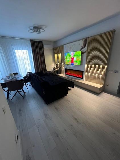 Apartament 3 camere, terasa mare, loc parcare in complet VAMT Ploiesti - 1