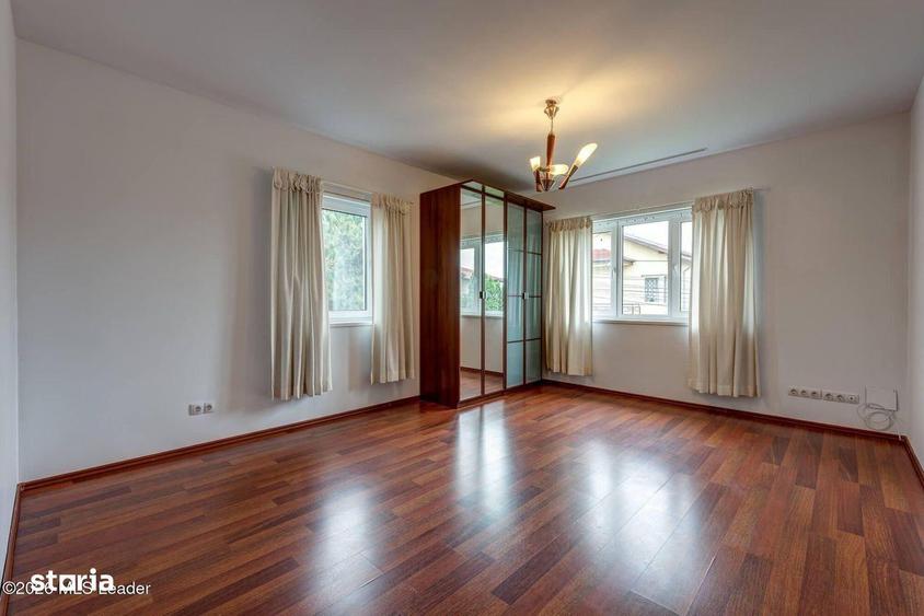 Casa individuala - 860 mp teren, 4 dormitoare si birou - 7