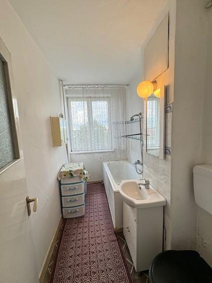 Apartament de vanzare 2 camere decomandate, str. Cornisa, Mun. Bacau - 8