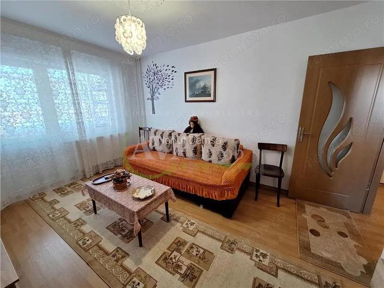 Apartament 3 camere etaj 1 complet mobilat de inchiriat! Banca Nationala -Bacau Apartament 3 camere etaj 1 complet mobilat de inchiriat! Banca Nationala -Bacau
