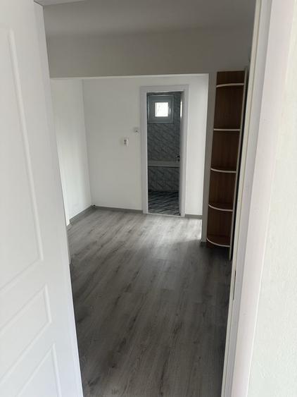 Apartament 2 camere de vanzare - 6