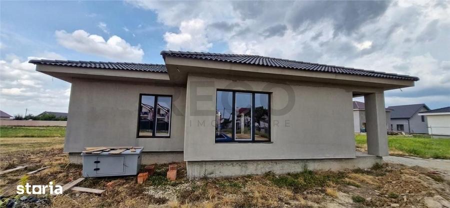 Casă cu 4 camere cu Teren 502 Mp în Sânmartin