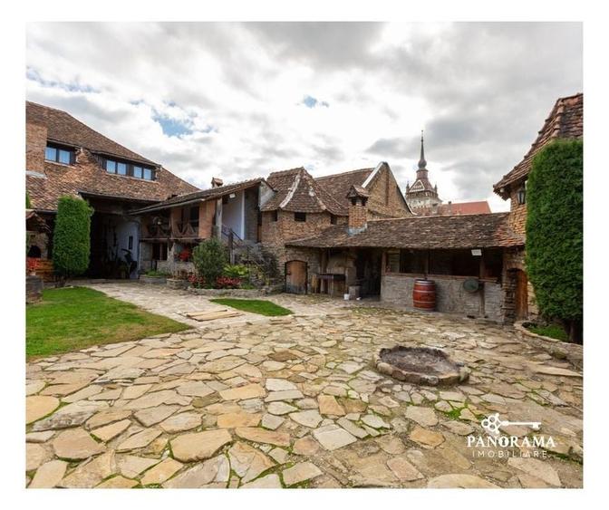 Pensiune rustică in Transilvania de v&acirc;nzare &icirc;n centrul comunei Saschiz - 7