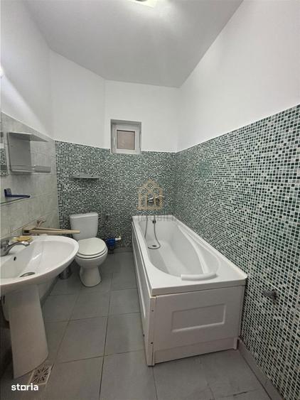 Apartament 3 camere de vanzare - 3