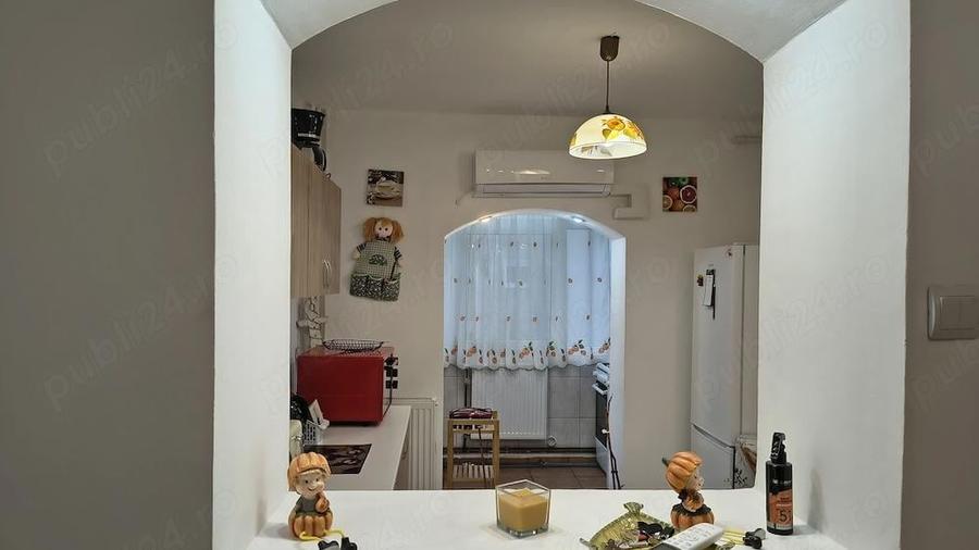 Vand apartament 2 camere cartier 1 Mai - 1