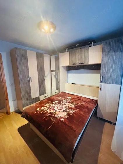 Apartament cu 3 camere semidecomandat - 2