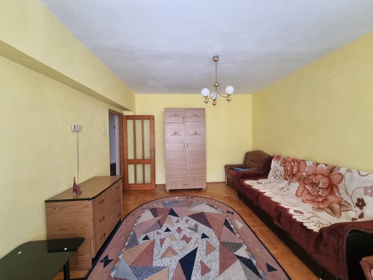 ULTRACENTRAL- MIHAI VITEAZU- 3 camere decomandate - 3