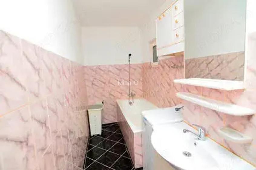 APARTAMENT 2 CAMERE Bd Unirii zepter Pre?ul este in Luna, direct PROPIETAR.