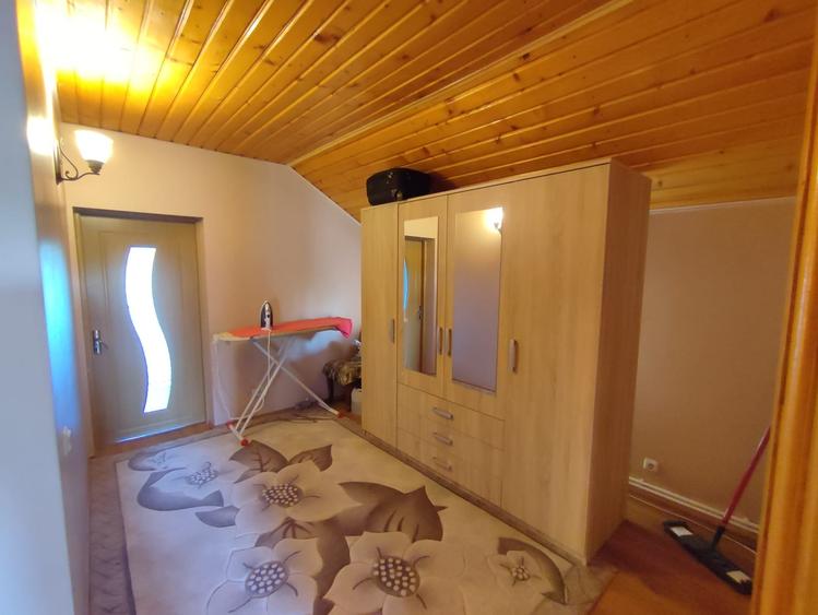 Casă frumoasă de vânzare în Petrachioaia - zonă centrală lângă lac - 8