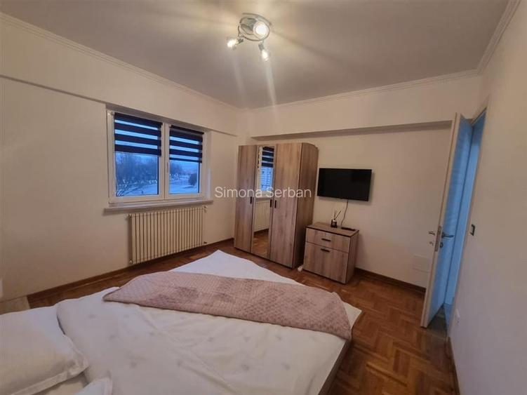 Apartament cu doua camere in centru Apartament cu doua camere in centru