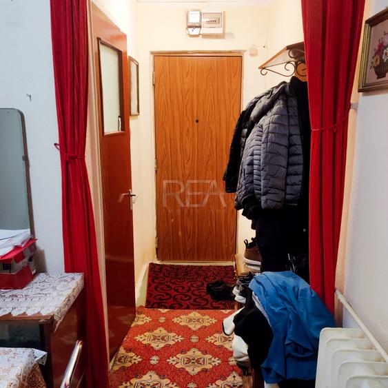 2 camere, 46 mp – ideal renovare, compartimentare practică | 10 min de metrou - 1
