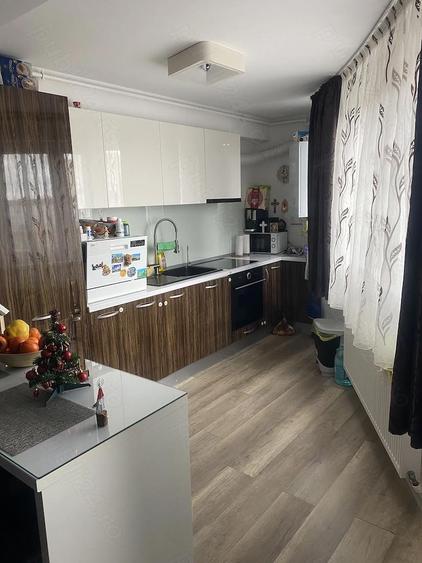 Apartament de vanzare - 6