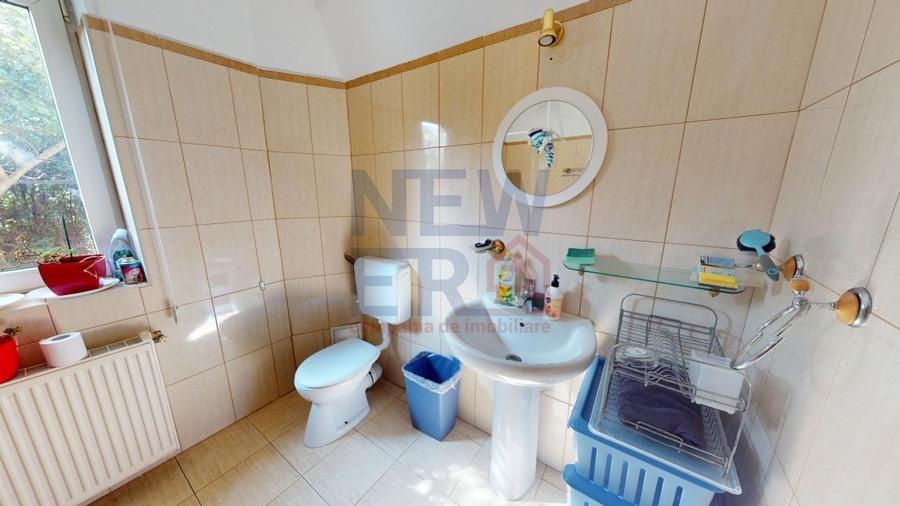 De vanzare Vila cu  5 camere si teren liber aproximativ 700 mp zona Pipera - 16