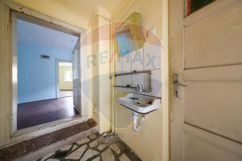 Corp de casa cu 2 studiouri independente, ideal pentru regim hotelier - 11