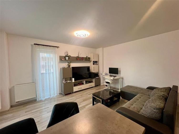 Apartament decomandat, zona Coresi, Tractorul, 2 locuri parcare, Brasov - 17