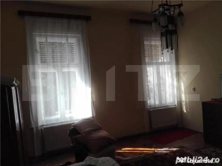 Casa individuala 220 mp, teren 2100 mp, zona Titulescu - 1