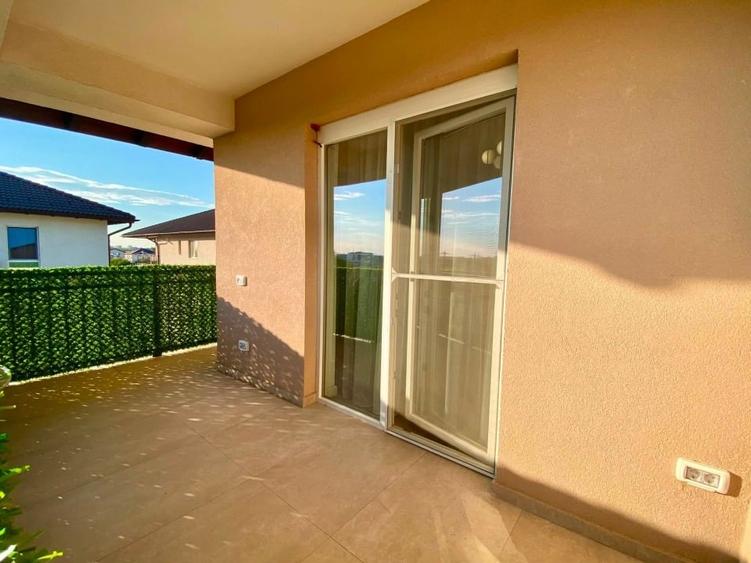 Apartament cu 2 camere decomandat, mobilat în Giroc