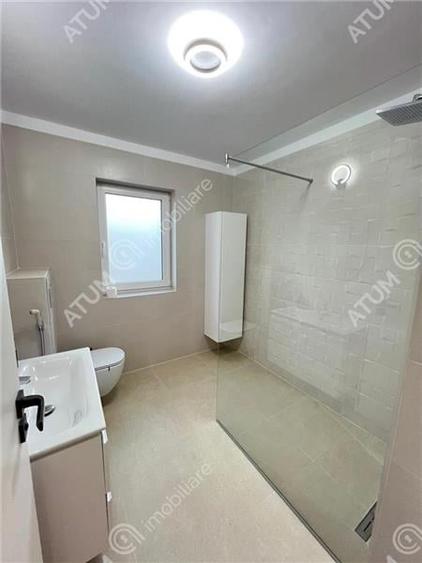 Casa individuala cu 5 camere si curte libera de 430 mp in Cisnadie - 15