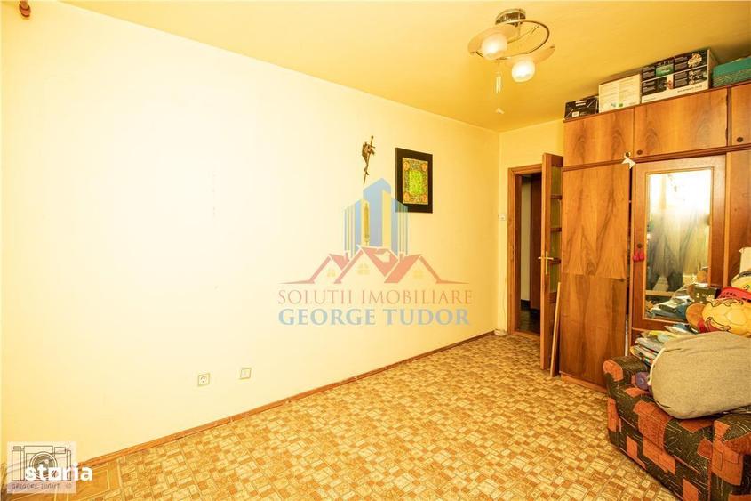 Ap. 3 camere,51 mp (cu centrala termica) Aleea Campul cu Flori 3, Bl M - 12