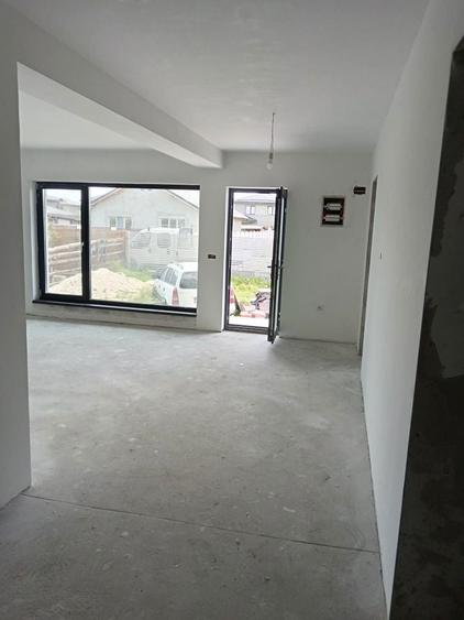 Casa de vanzare in Slatiora - 4