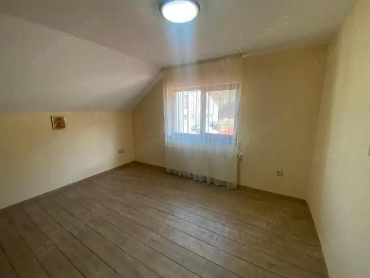 Casa cu 6 camere, 240 mp utili, 3 bai, curte 100 mp, panouri fotovoltaice, Tauti - 16