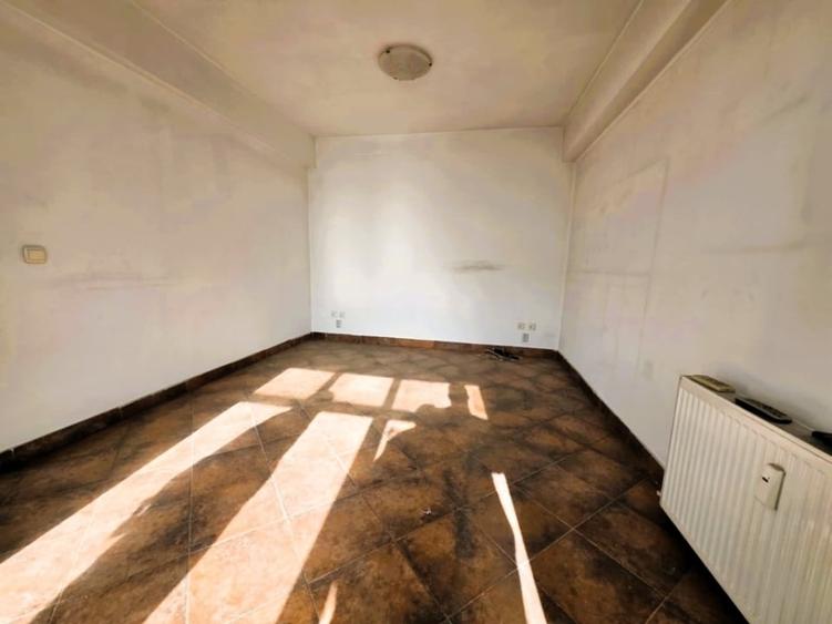 Etaj 1-Tudor Vladimirescu-2 Camere 50mp-la bulevard - 1