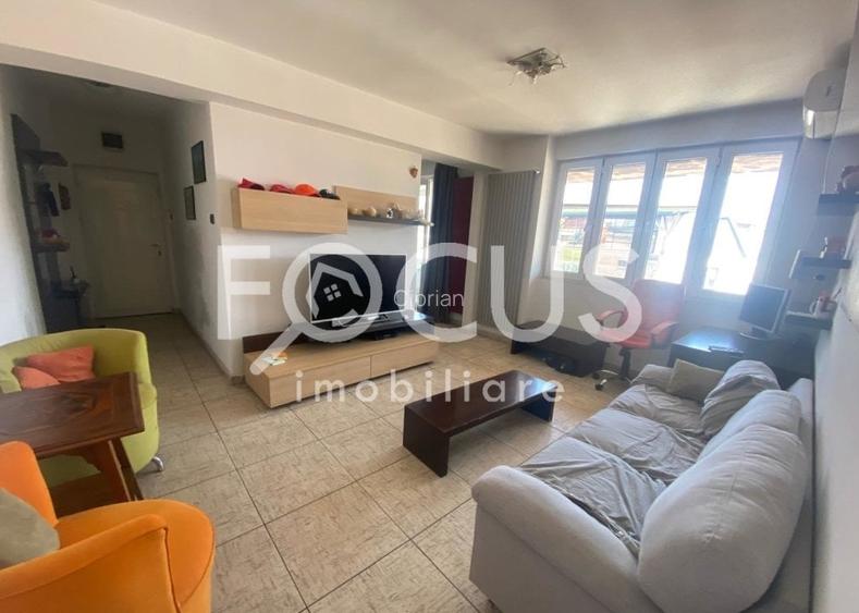 Apartament cu 3 camere semidecomandat, mobilat în Ultracentral Apartament cu 3 camere semidecomandat, mobilat în Ultracentral