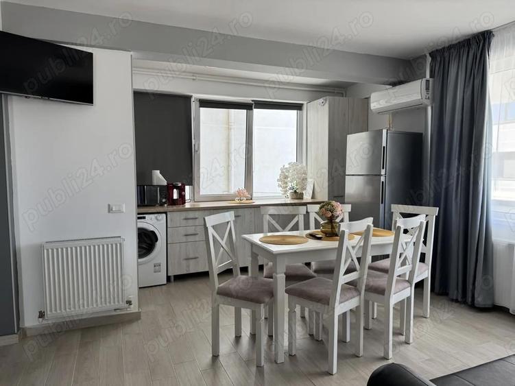 Apartament 3 camere: Mamaia Nord Navodari - direct proprietar - 2