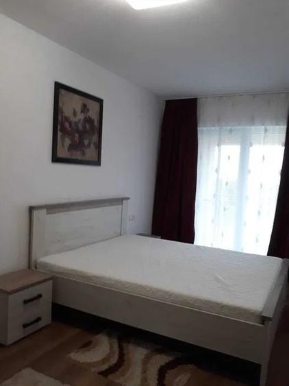 Apartament cu 2 camere semidecomandat, mobilat în Gheorgheni