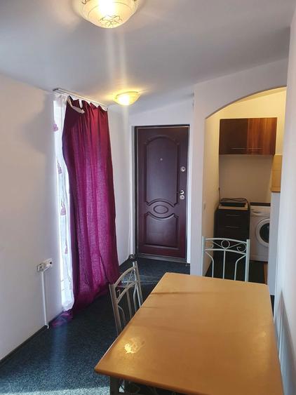 Inchiriez apartament cu doua camere in zona Dambovita - 4