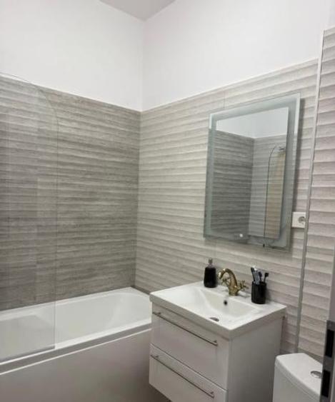 Apartament cu 2 camere decomandat, mobilat în Apărătorii Patriei